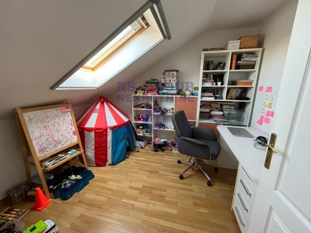 Slika 2 - Četvoroiposoban stan na prodaju, 119m2, 268.000€