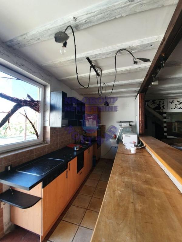 Slika 1 -  Kuća na prodaju, 270m2, 185.400€