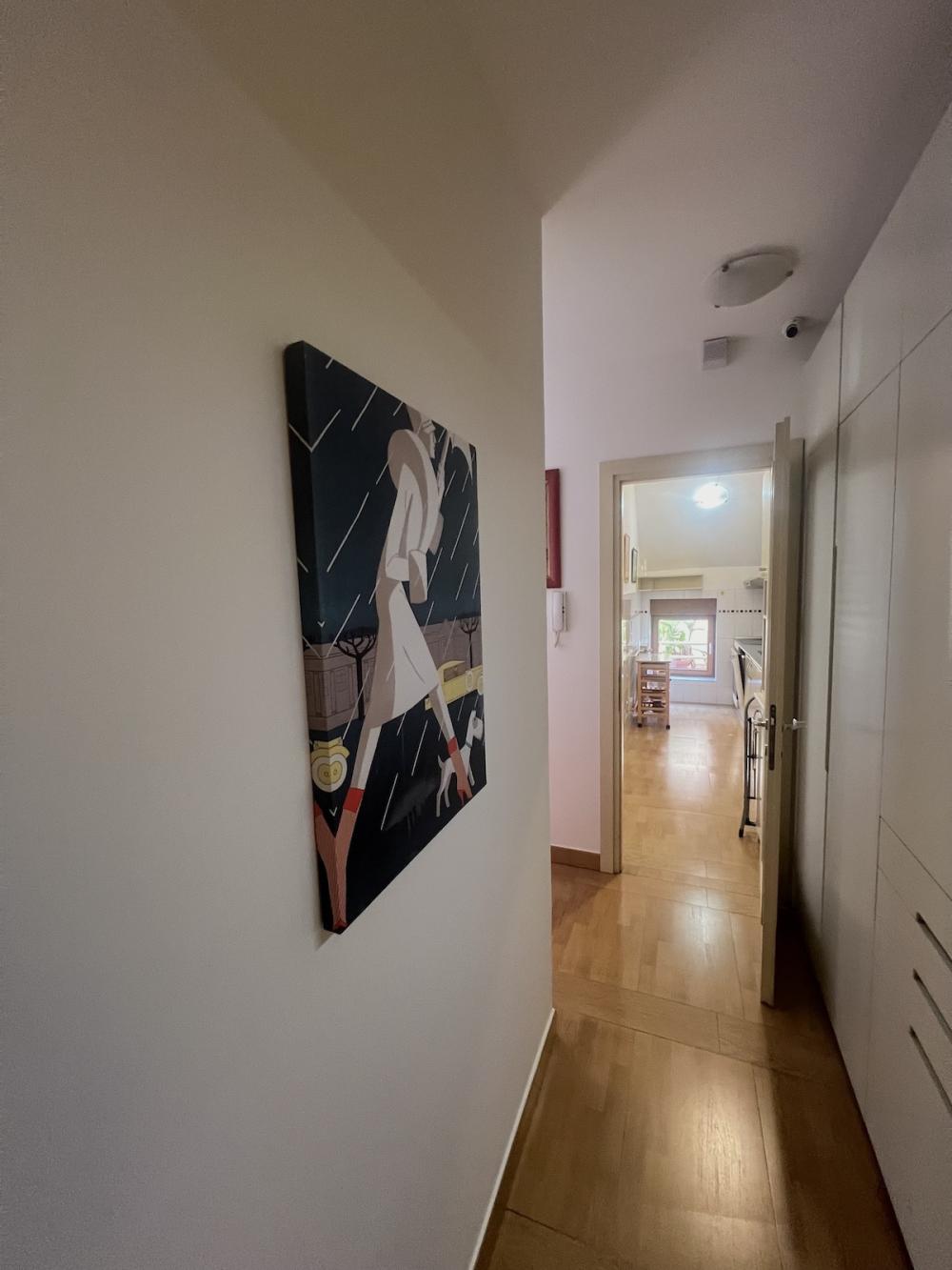 Slika 3 - Pozarevacka, Troiposoban stan za izdavanje, 120m2, 1.400€