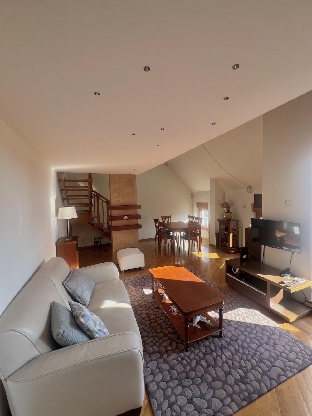 Glavna slika -Pozarevacka, Troiposoban stan za izdavanje, 120m2, 1.400€