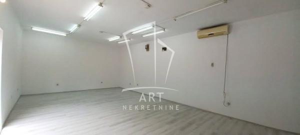 Slika 2 - Bežanijskih Ilegalaca,  Lokal za izdavanje, 65m2, 750€