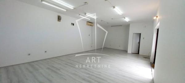 Slika 4 - Bežanijskih Ilegalaca,  Lokal za izdavanje, 65m2, 750€