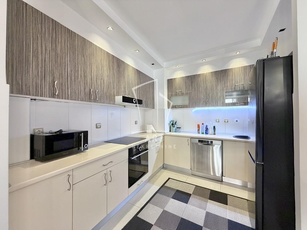 Slika 5 - Skender Begova, Trosoban stan na prodaju, 88m2, 358.400€