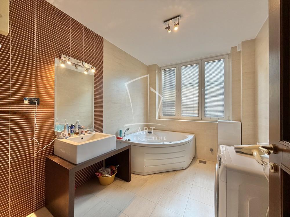 Slika 6 - Đorđa Radojlovića, Četvorosoban stan za izdavanje, 210m2, 1.500€