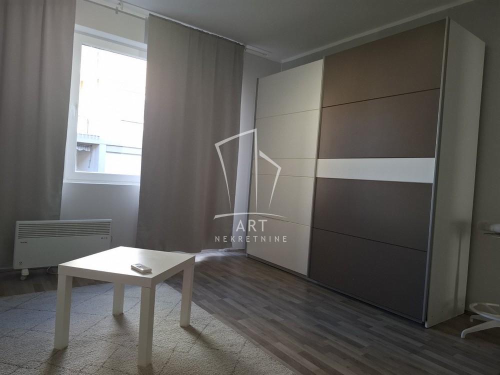 Slika 1 - Kičevska, Dvoiposoban stan za izdavanje, 59m2, 700€