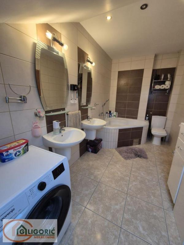 Slika 11 - Trosoban stan na prodaju, 98m2, 212.000€