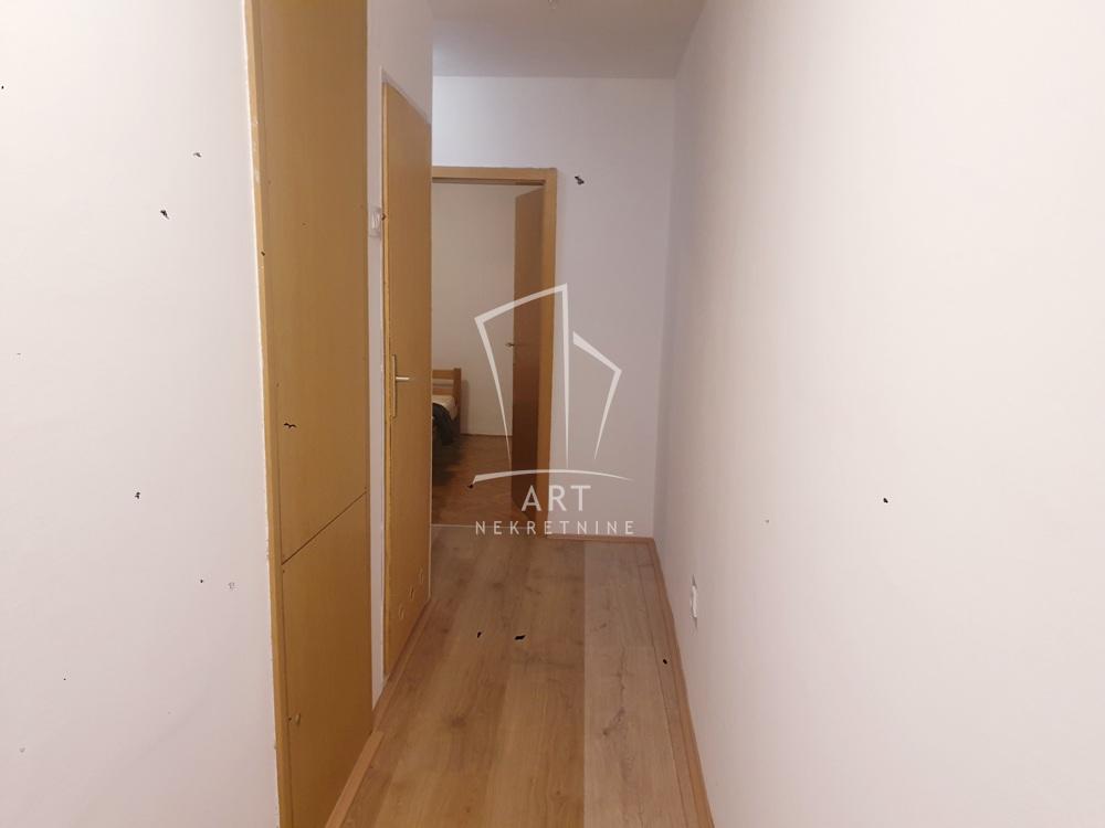 Slika 6 - Petra Lekovića, Trosoban stan za izdavanje, 68m2, 600€