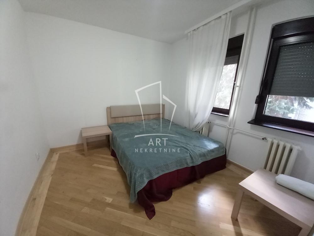 Slika 6 - Internacionalnih brigada, Četvorosoban stan za izdavanje, 100m2, 1.350€