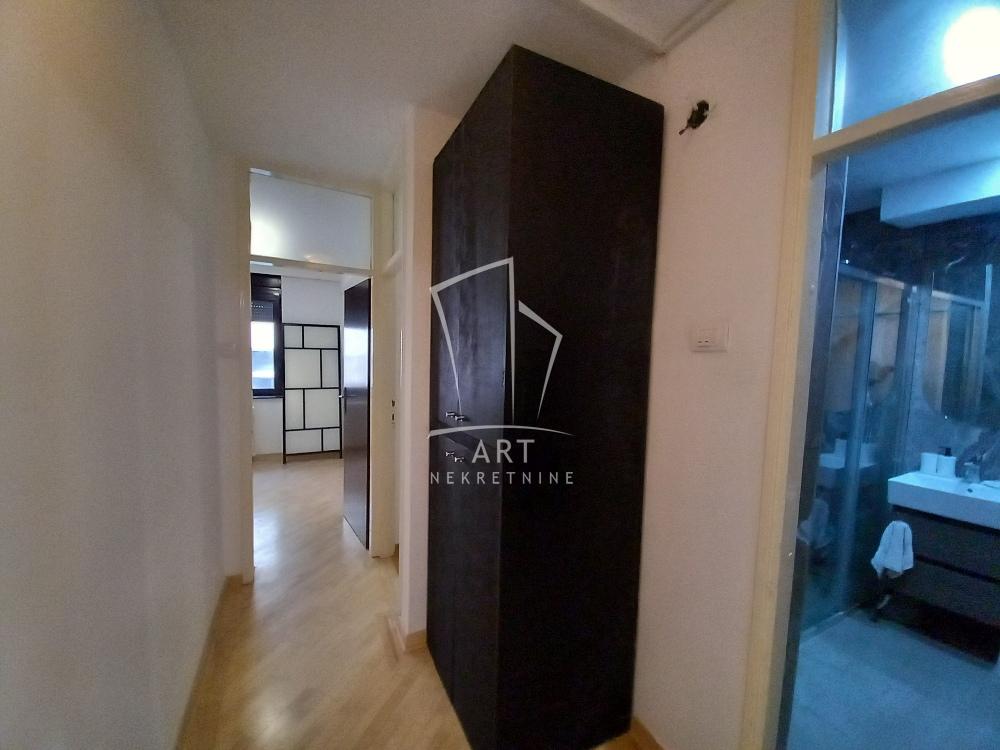 Slika 8 - Internacionalnih brigada, Četvorosoban stan za izdavanje, 100m2, 1.350€