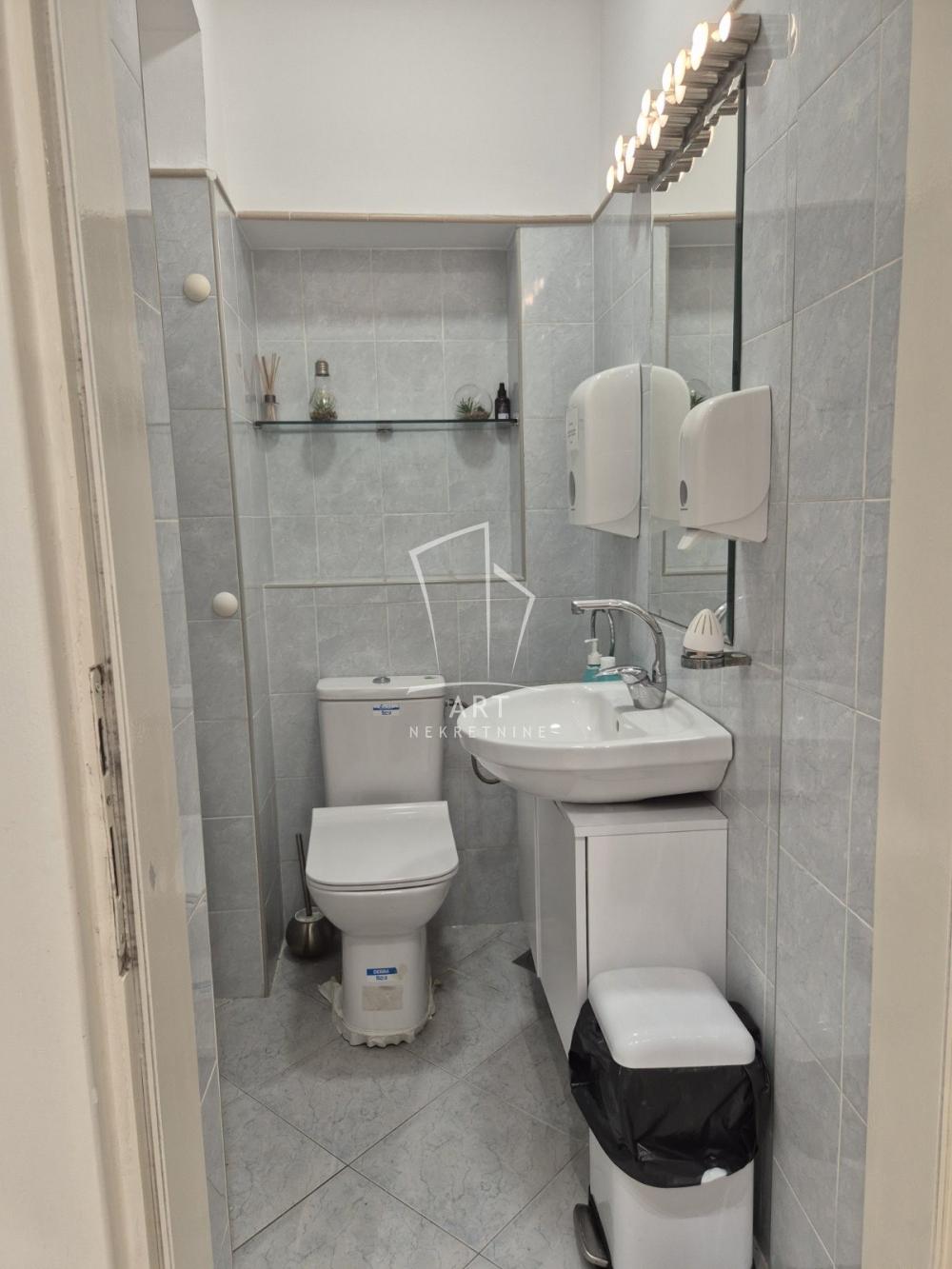 Slika 7 - Kneza Miloša,  Lokal za izdavanje, 81m2, 1.100€