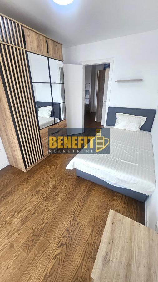 Slika 10 - Četvorosoban stan za izdavanje, 118m2, 2.000€