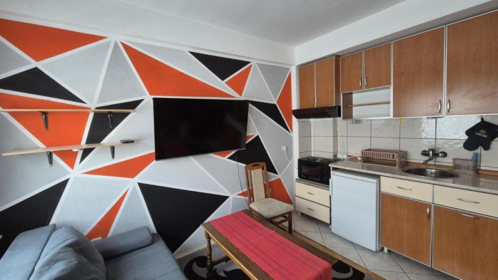 Slika 2 - Jednoiposoban stan za izdavanje, 32m2, 350€
