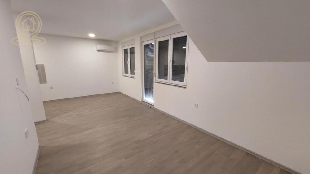 Slika 4 - Četvorosoban stan na prodaju, 78m2, 165.000€