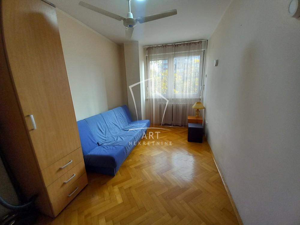 Slika 8 - Bulevar Mihajla Pupina, Trosoban stan za izdavanje, 67m2, 800€