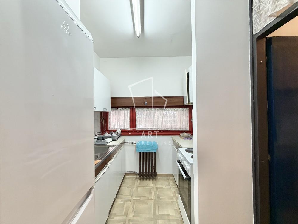 Slika 6 - Bulevar oslobođenja, Četvorosoban stan na prodaju, 85m2, 235.000€