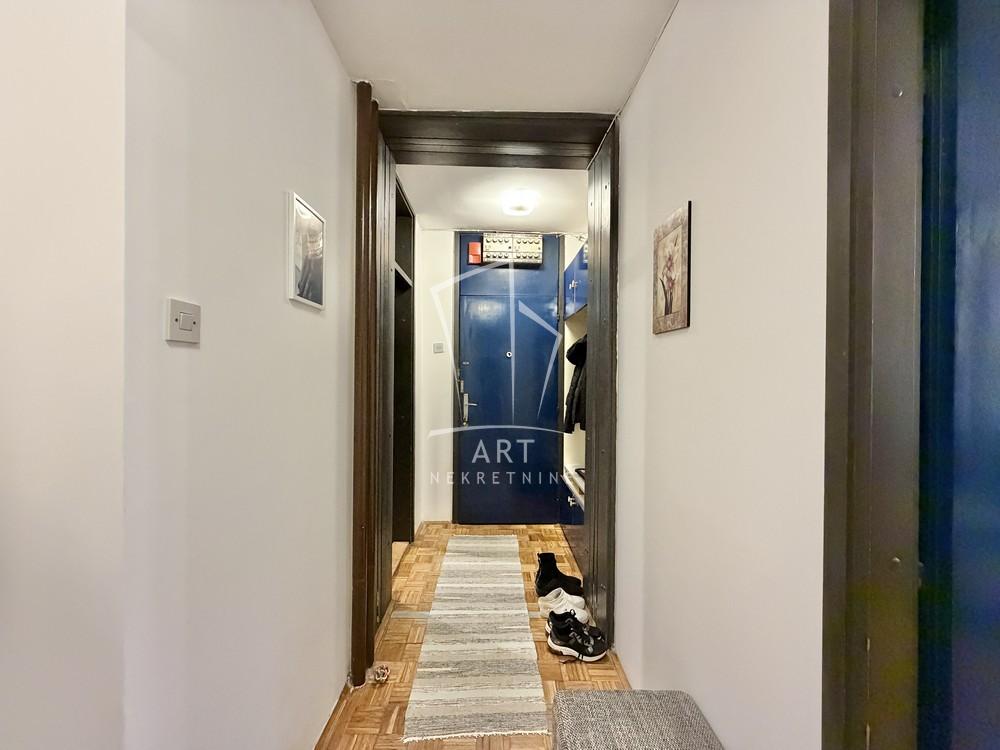 Slika 11 - Bulevar oslobođenja, Četvorosoban stan na prodaju, 85m2, 235.000€