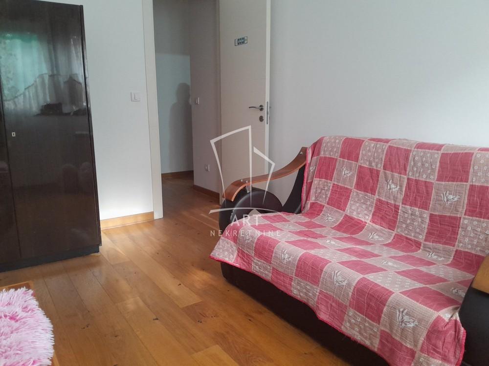 Slika 8 - Bulevar oslobođenja, Dvoiposoban stan za izdavanje, 56m2, 500€