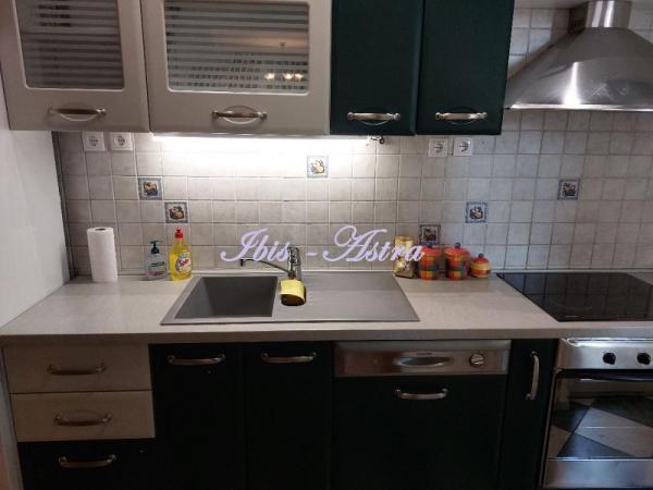 Slika 8 - Mike Alasa, Trosoban stan za izdavanje, 80m2, 1.200€