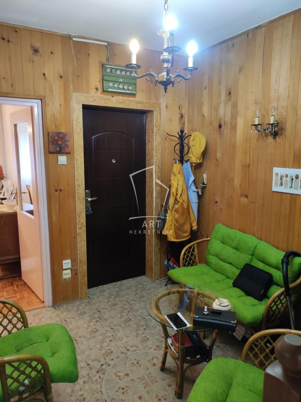 Slika 10 - Mihajla Pupina, Četvorosoban stan na prodaju, 50m2, 150.000€