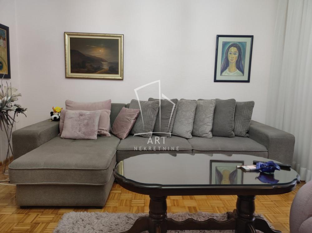 Slika 11 - Mihajla Pupina, Četvorosoban stan na prodaju, 50m2, 150.000€