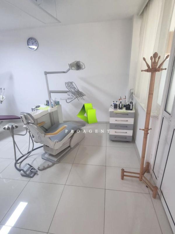 Glavna slika - Lokal za izdavanje, 43m2, 300€