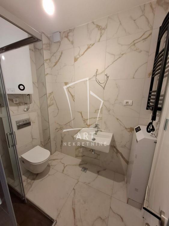 Slika 9 - Kneza Stracimira,  Lokal za izdavanje, 41m2, 900€