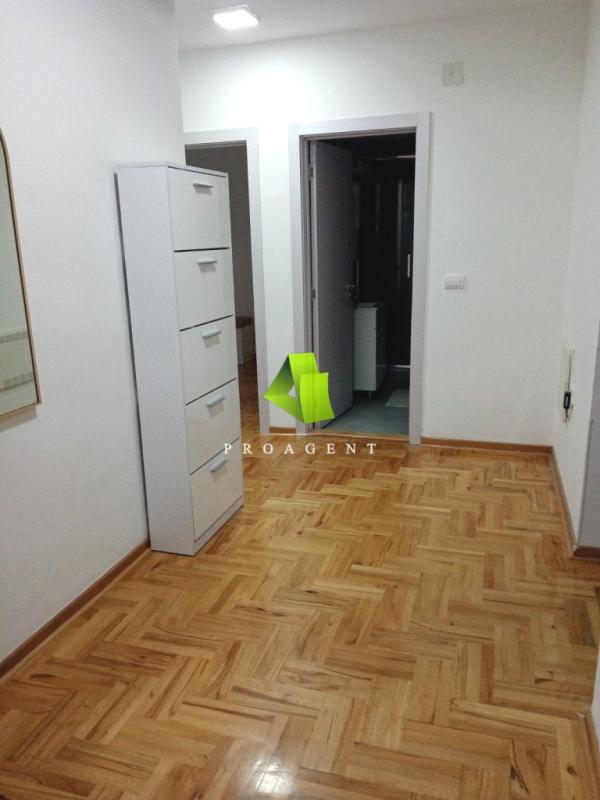 Slika 11 - Dvoiposoban stan za izdavanje, 75m2, 450€