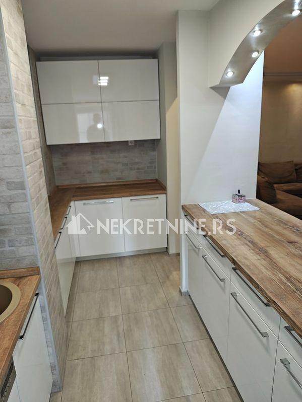 Slika 5 - Bulevar oslobođenja, Četvorosoban stan za izdavanje, 95m2, 600€