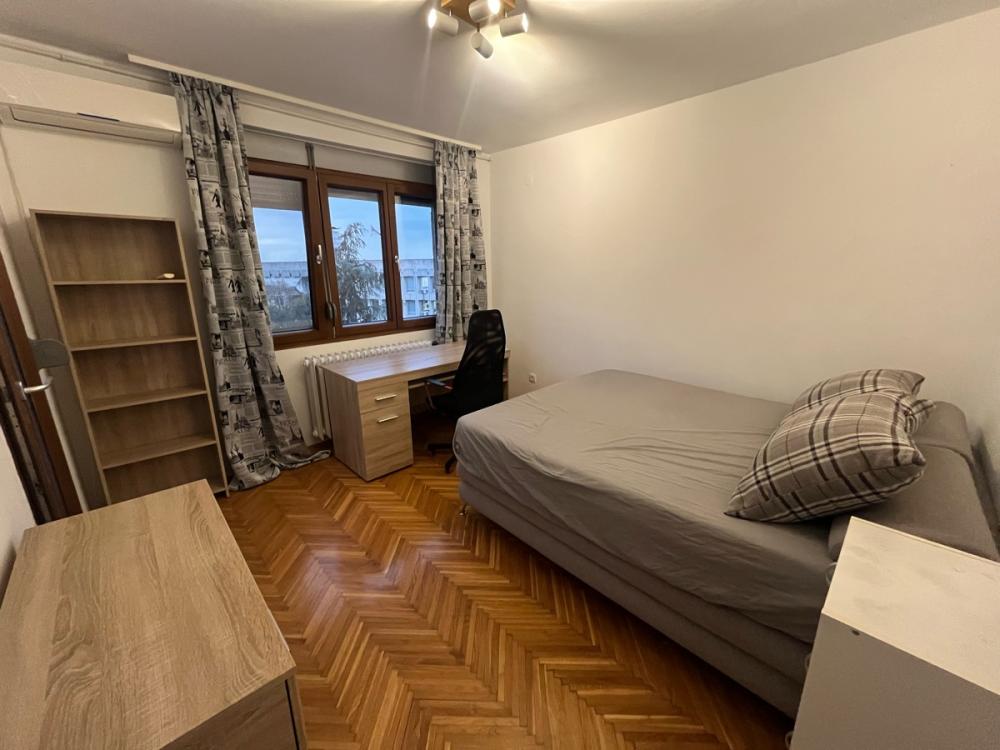 Slika 7 - Marsala Birjuzova, Trosoban stan za izdavanje, 70m2, 1.000€