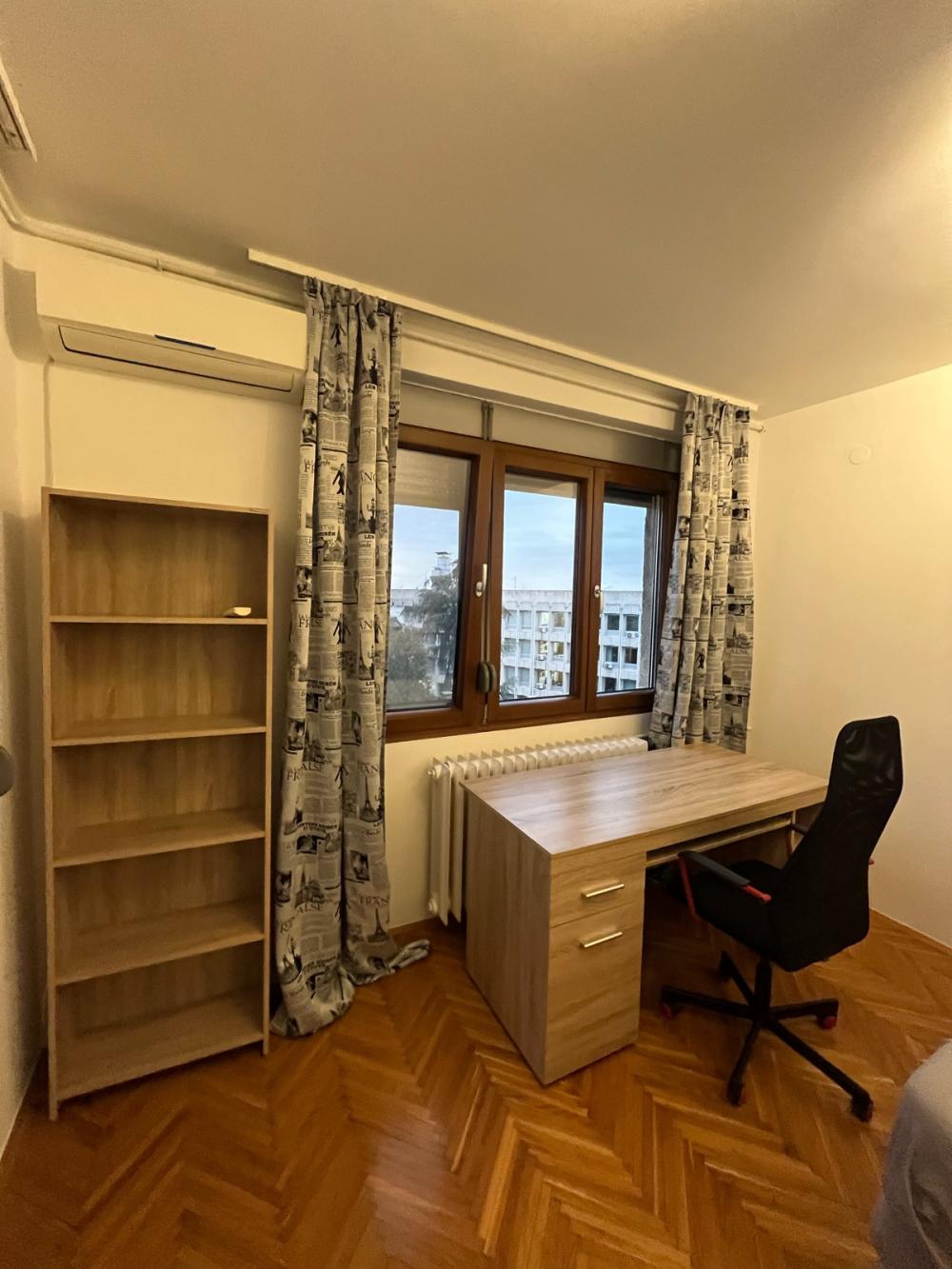 Slika 8 - Marsala Birjuzova, Trosoban stan za izdavanje, 70m2, 1.000€