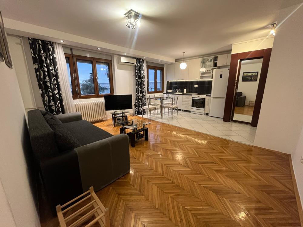 Glavna slika -Marsala Birjuzova, Trosoban stan za izdavanje, 70m2, 1.000€