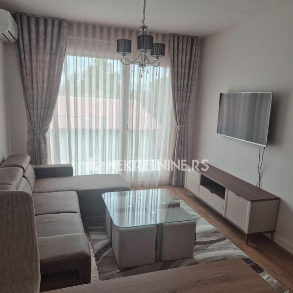 Slika 2 - Vojvođanska, Trosoban stan za izdavanje, 55m2, 650€