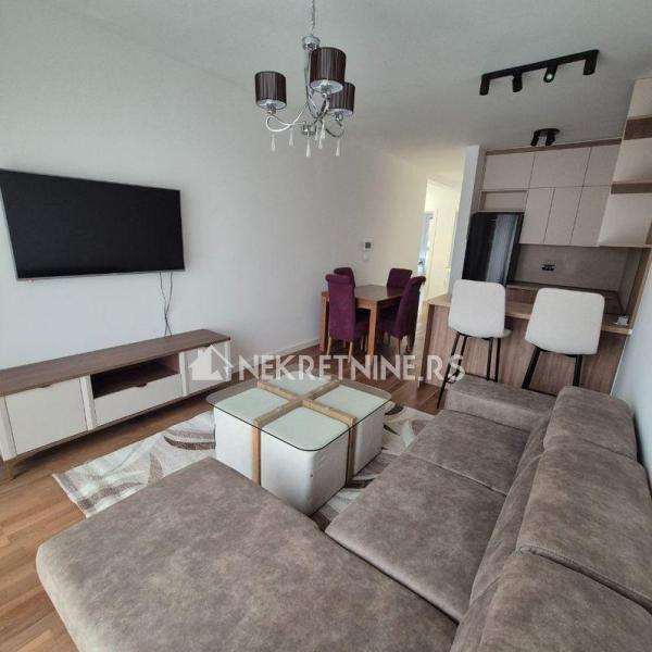 Glavna slika -Vojvođanska, Trosoban stan za izdavanje, 55m2, 650€