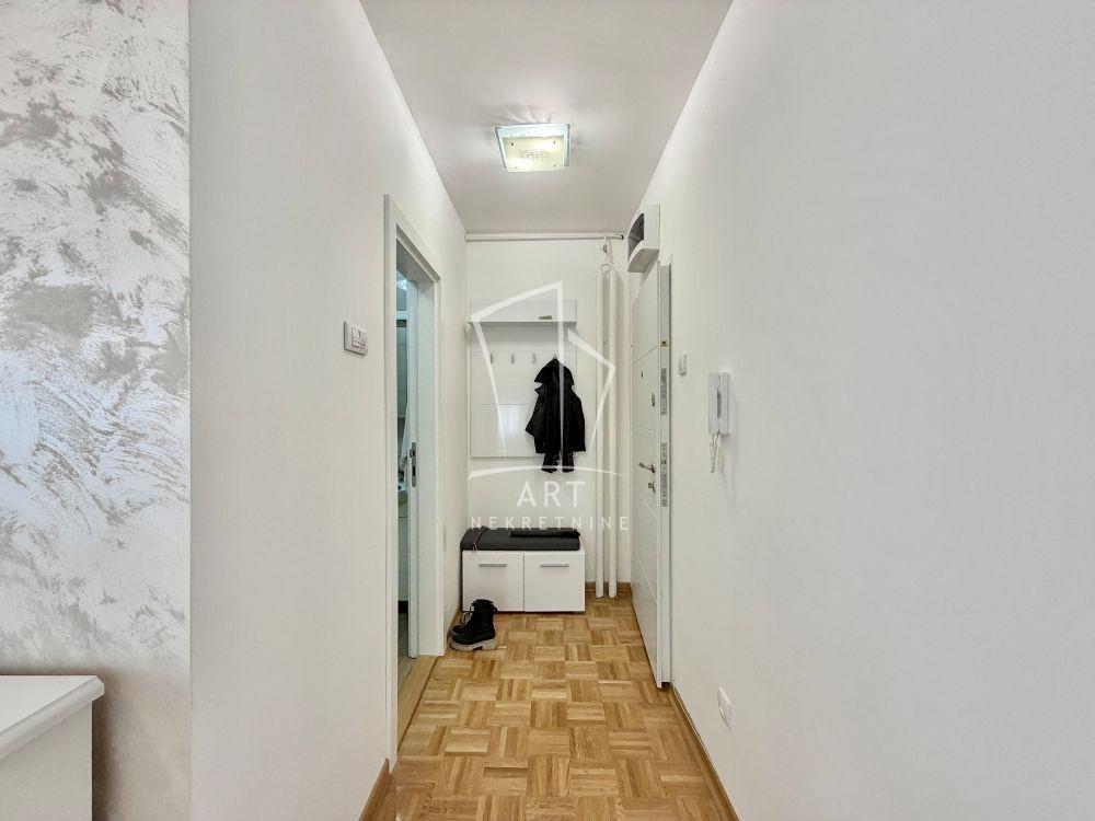 Slika 9 - Dragice Končar, Trosoban stan za izdavanje, 64m2, 650€