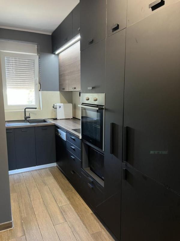 Slika 1 - Četvorosoban stan na prodaju, 73m2, 175.000€