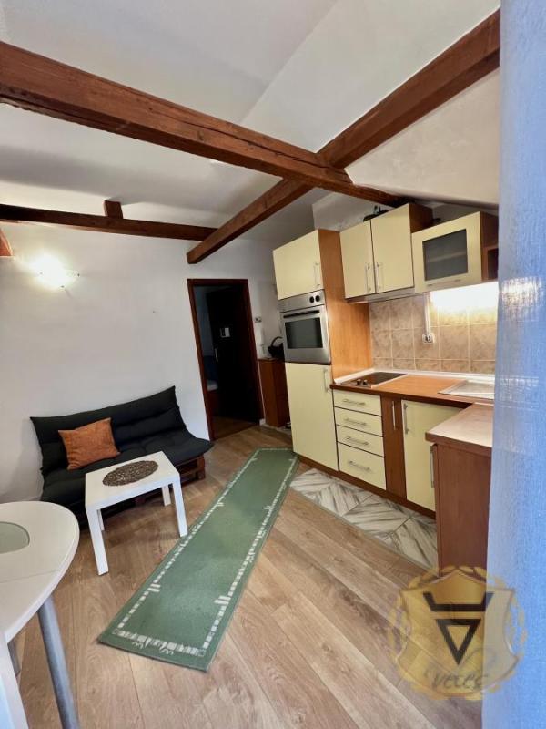 Slika 3 - Jednoiposoban stan za izdavanje, 32m2, 420€