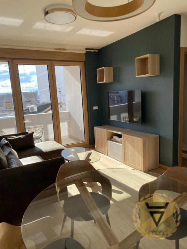 Glavna slika -Dvosoban stan za izdavanje, 48m2, 900€