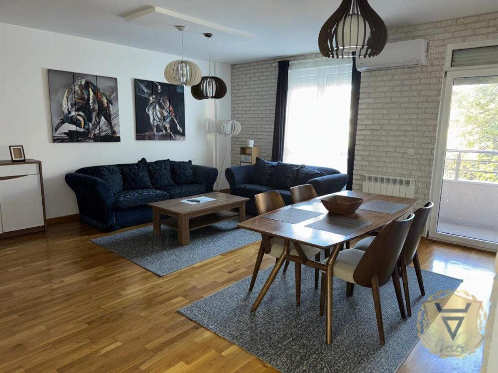 Slika 1 - Trosoban stan za izdavanje, 73m2, 900€