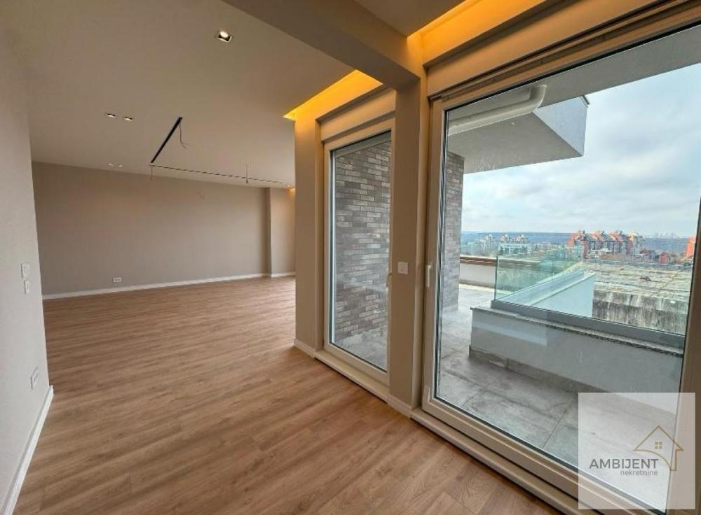 Slika 2 - Četvorosoban stan na prodaju, 158m2, 523.875€