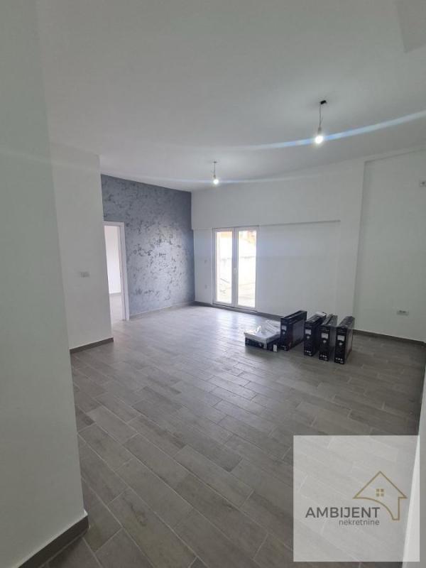 Slika 2 - Trosoban stan na prodaju, 73m2, 125.000€