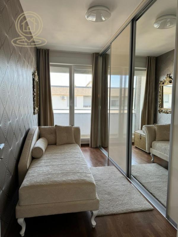 Glavna slika oglasa 374379