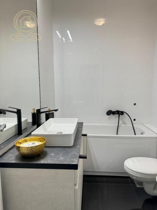 Slika 11 - Četvorosoban stan za izdavanje, 123m2, 1.350€