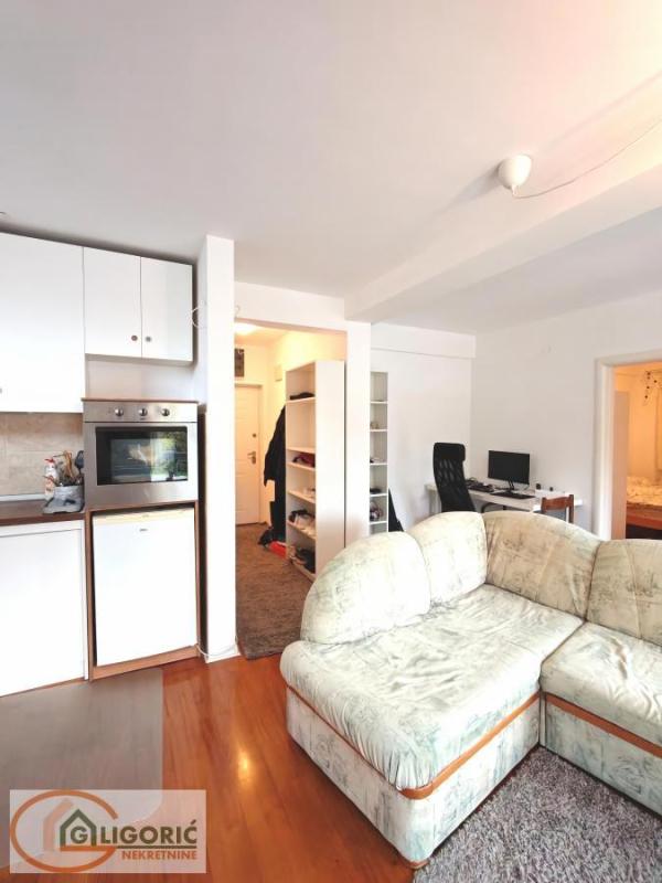 Slika 4 - Knjaževačka, Trosoban stan na prodaju, 54m2, 189.000€