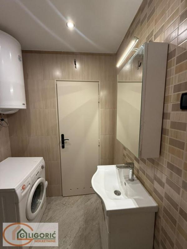 Slika 10 - Zlatiborska, Dvoiposoban stan na prodaju, 52m2, 159.000€