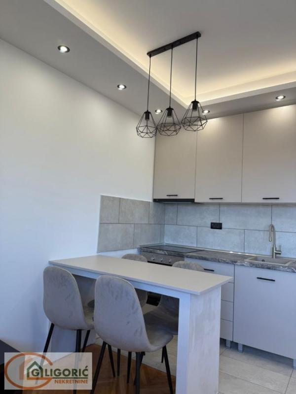 Slika 4 - Zlatiborska, Dvoiposoban stan na prodaju, 52m2, 159.000€