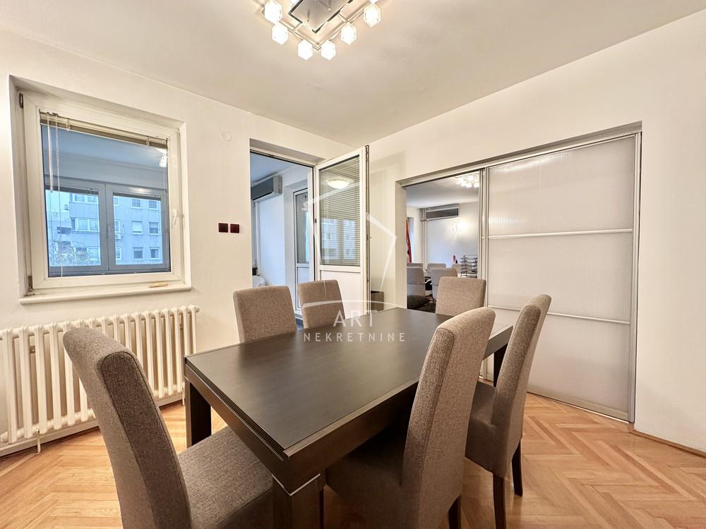 Slika 11 - Bulevar Mihajla Pupina,  Lokal za izdavanje, 117m2, 1.650€