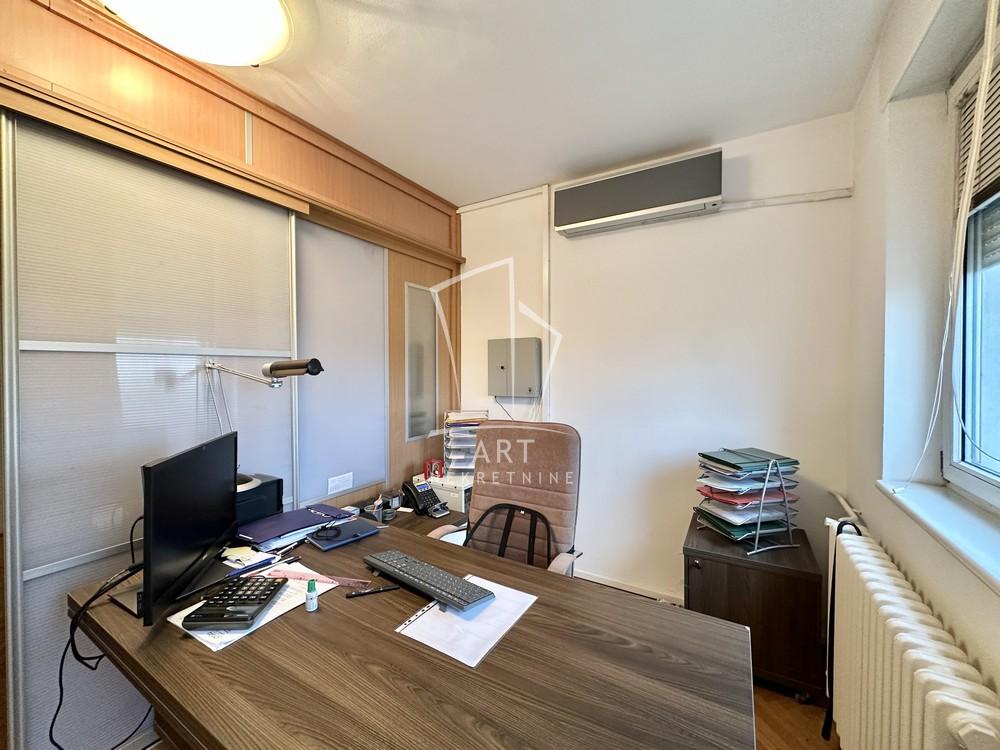 Slika 6 - Bulevar Mihajla Pupina,  Lokal za izdavanje, 117m2, 1.650€