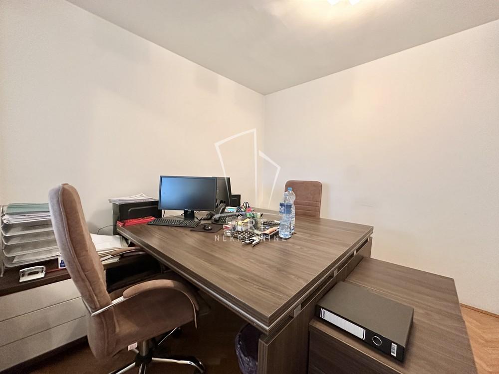 Slika 8 - Bulevar Mihajla Pupina,  Lokal za izdavanje, 117m2, 1.650€