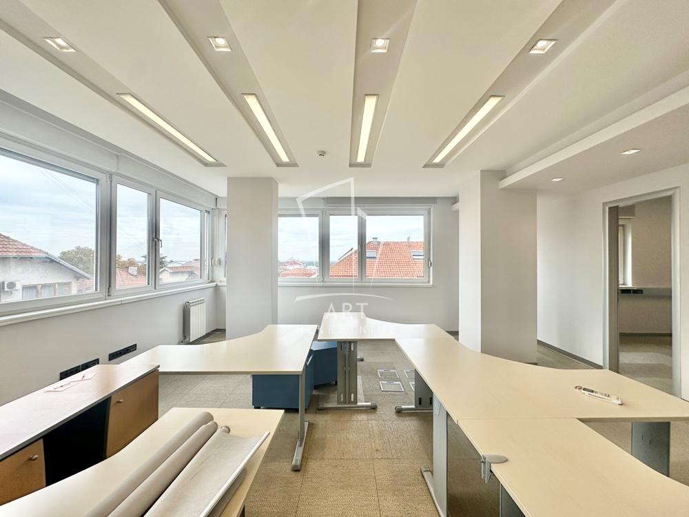 Slika 3 - Požeška,  Lokal za izdavanje, 277m2, 3.324€