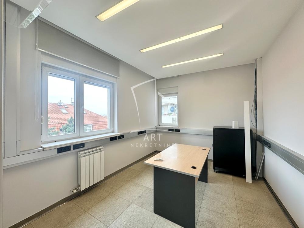 Slika 4 - Požeška,  Lokal za izdavanje, 277m2, 3.324€